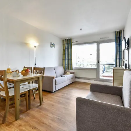 Готель Partenaire Le Tanit *