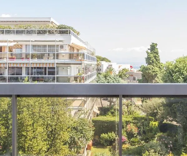 Partenaire Le Tanit * Juan-les-Pins